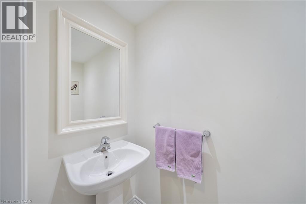 22 Spring Creek Drive Unit# 44, Waterdown, Ontario  L8B 1V7 - Photo 17 - 40828084