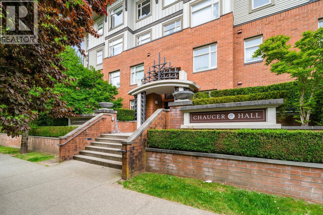 320 2250 WESBROOK MALL, Vancouver, British Columbia