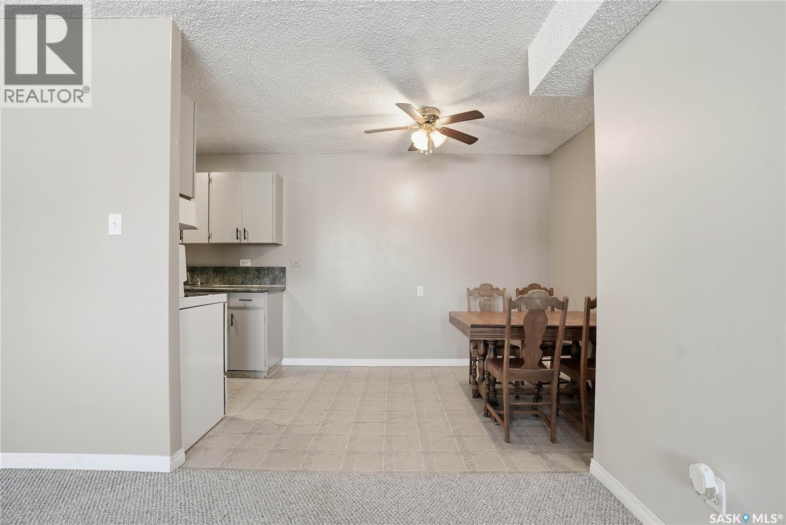 108 143 St Lawrence Court, Saskatoon, Saskatchewan  S7K 4H3 - Photo 10 - SK030302