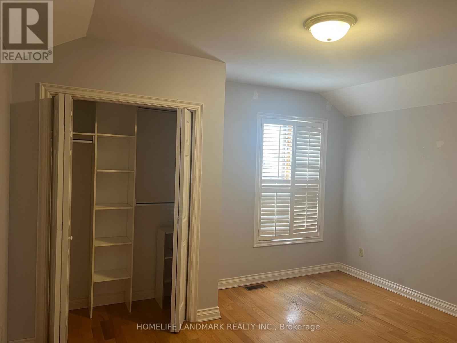 231 Clinton Street, Toronto, Ontario  M6G 2Y4 - Photo 14 - C13107898