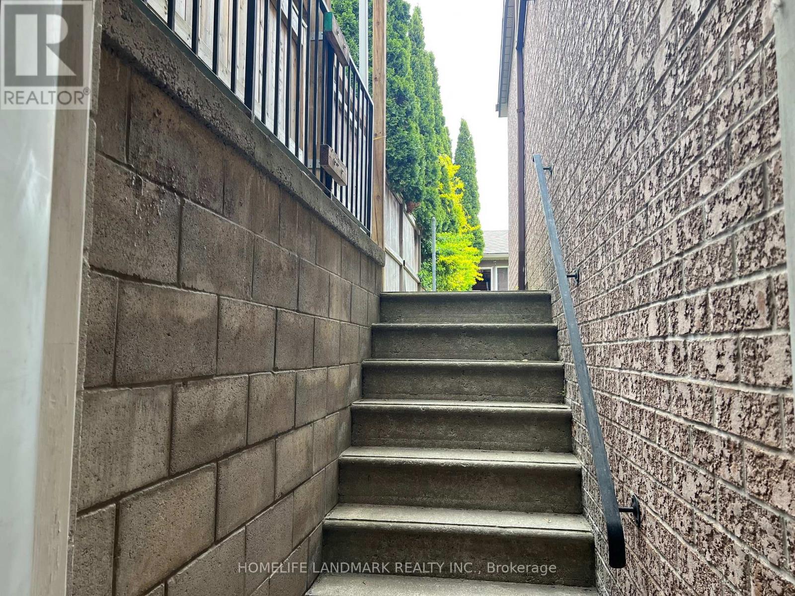 231 Clinton Street, Toronto, Ontario  M6G 2Y4 - Photo 20 - C13107898