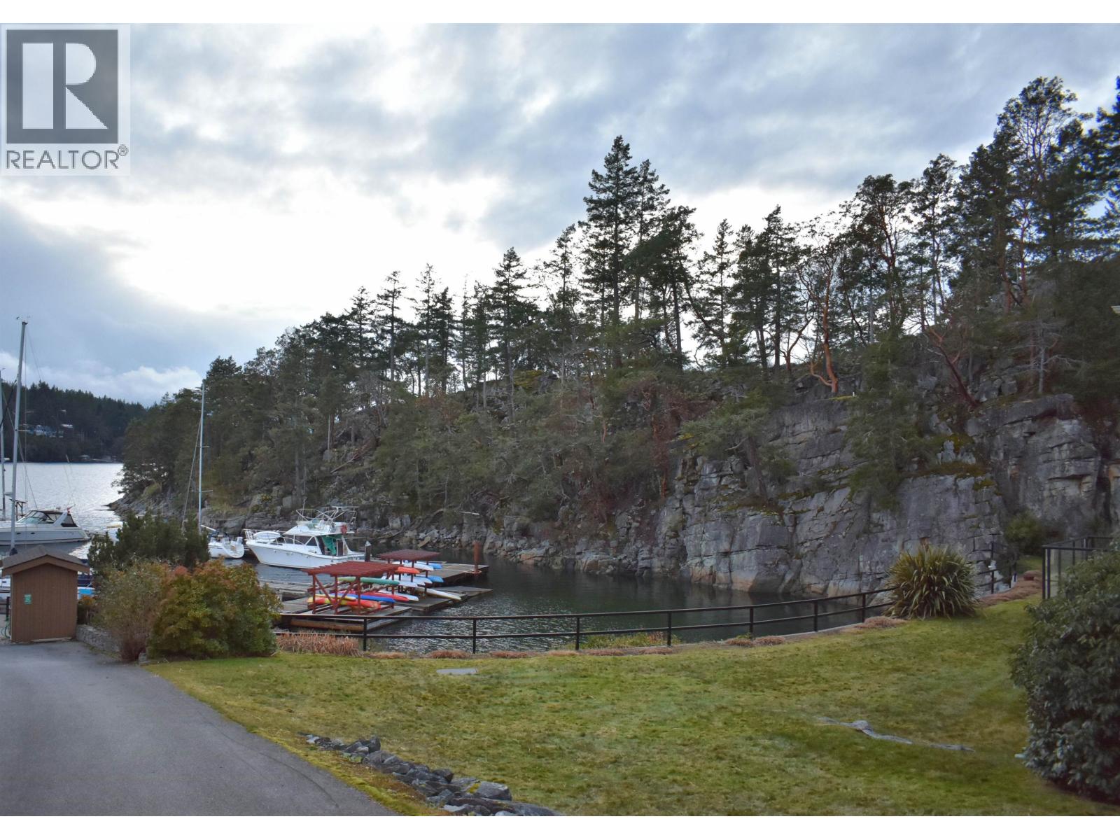 6 4622 Sinclair Bay Road, Pender Harbour, British Columbia  V0N 1S1 - Photo 5 - R3089320