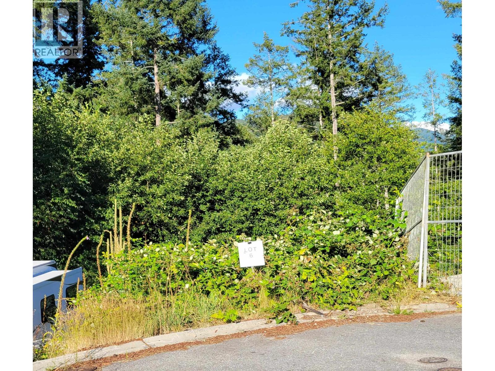 6 4622 Sinclair Bay Road, Pender Harbour, British Columbia  V0N 1S1 - Photo 2 - R3089320