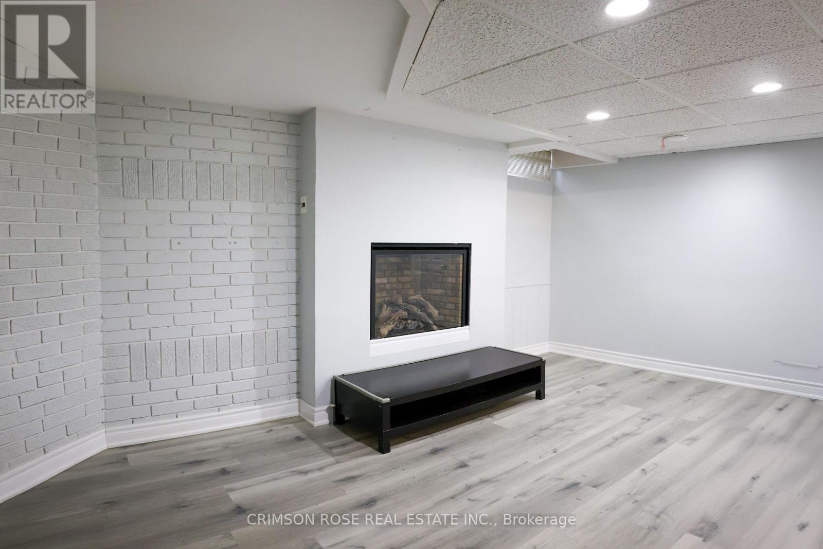 2065 Madden Boulevard, Oakville, Ontario  L6H 3N9 - Photo 6 - W13107894
