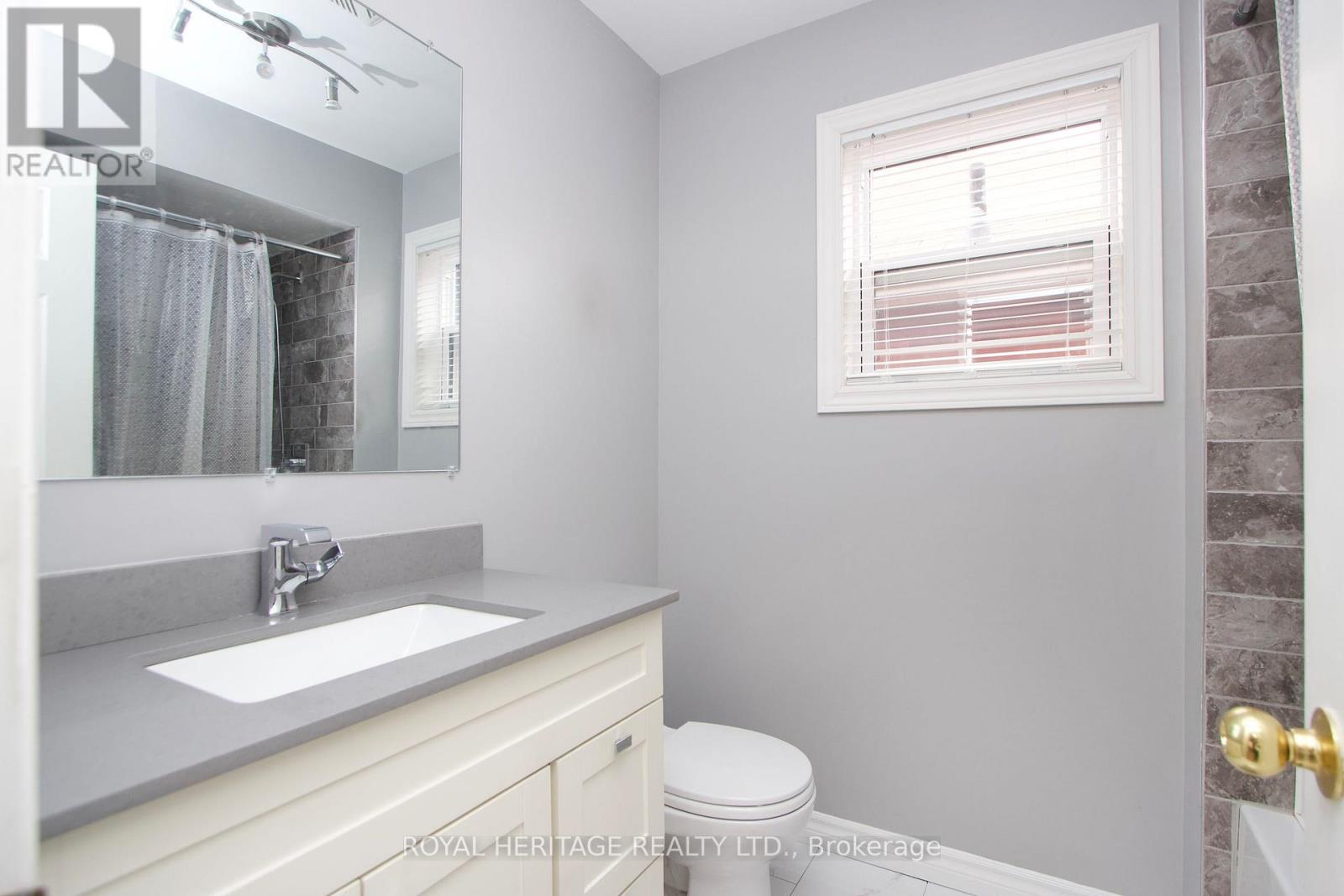 92 Booth Crescent, Ajax, Ontario  L1Z 1H7 - Photo 15 - E13107930