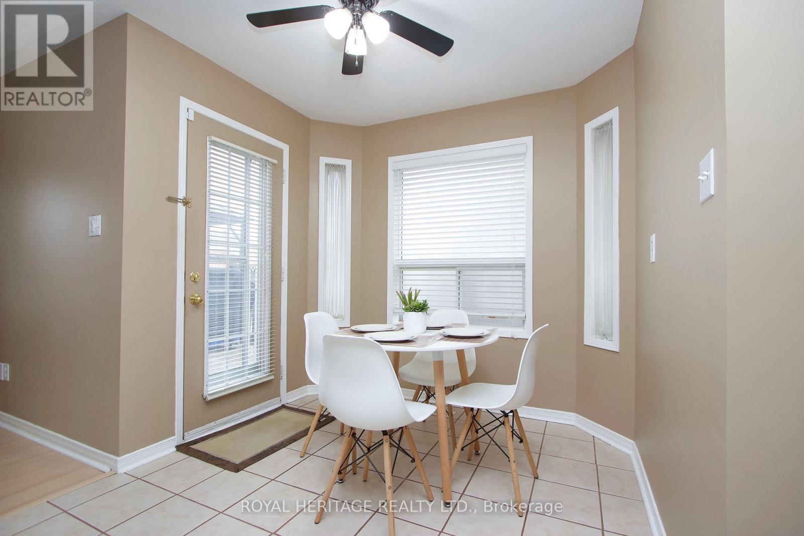 92 Booth Crescent, Ajax, Ontario  L1Z 1H7 - Photo 6 - E13107930