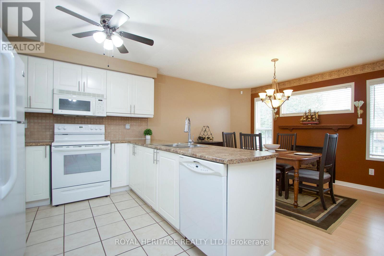 92 Booth Crescent, Ajax, Ontario  L1Z 1H7 - Photo 8 - E13107930
