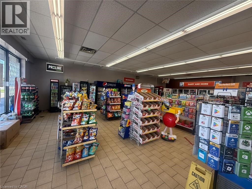 455 Grand Avenue E, Chatham, Ontario  N7L 1X4 - Photo 5 - 40827898