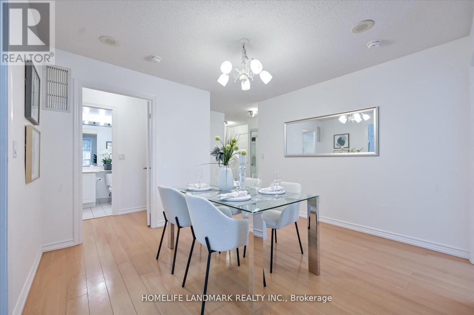 206 - 18 Sommerset Way, Toronto, Ontario M2N 6X5 - Photo 11 - C13107918