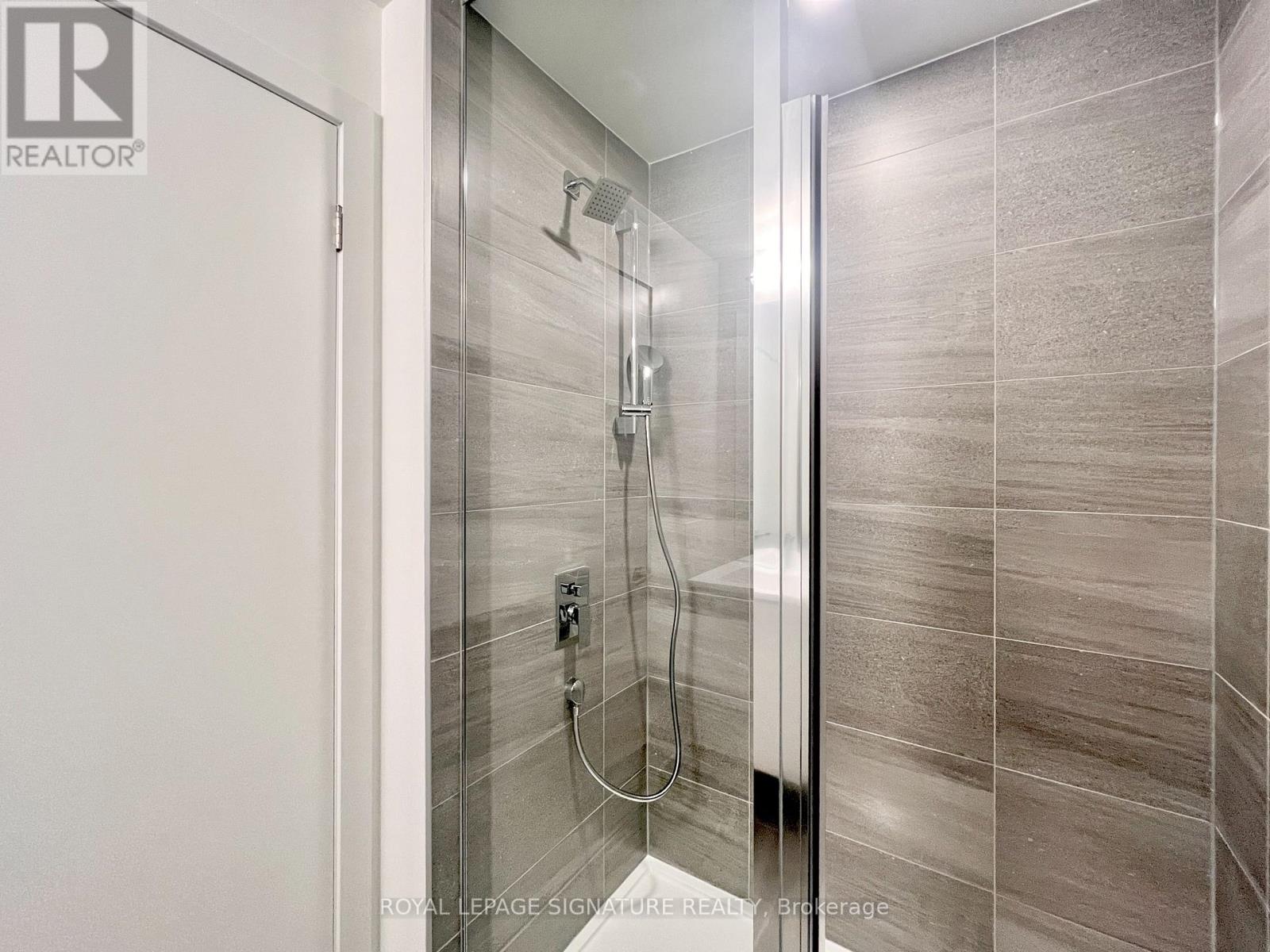 1609 - 1 Quarrington Lane, Toronto, Ontario  M3C 0S4 - Photo 18 - C13107934