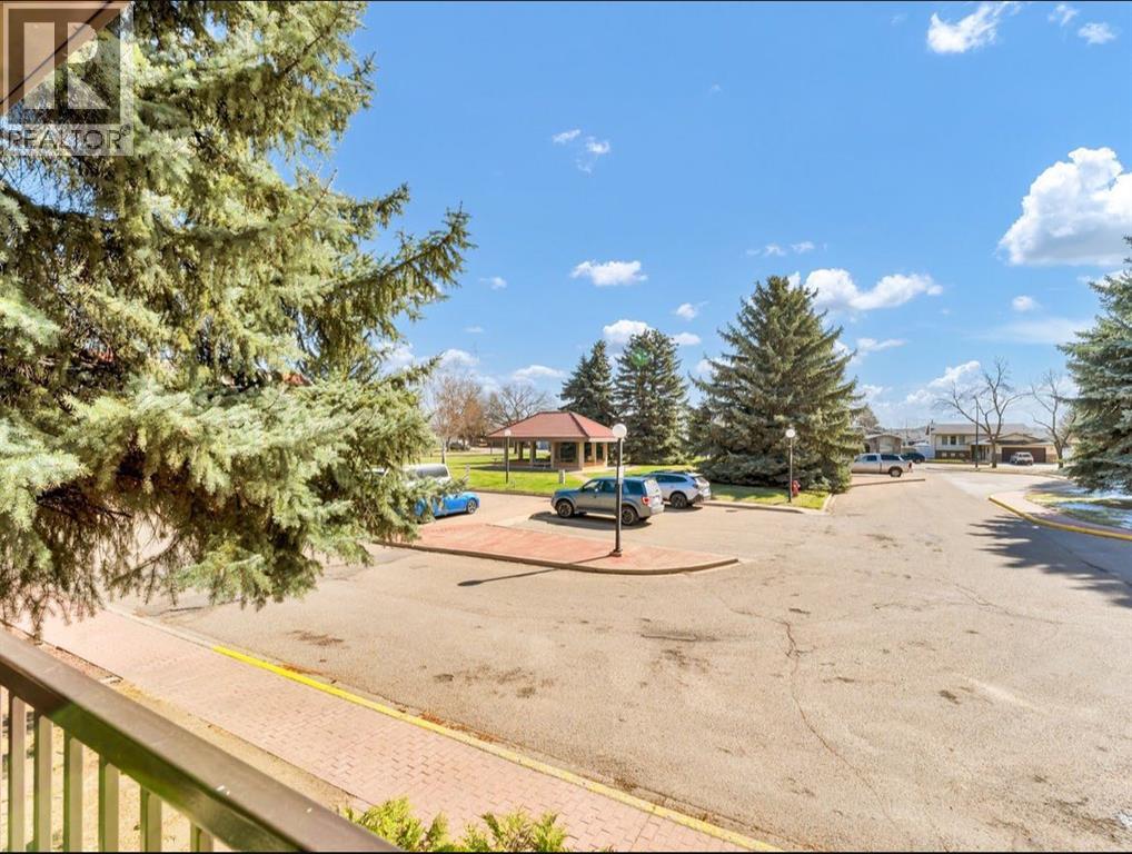 127, 1480 Southveiw Drive SE, Medicine Hat, Alberta  T1B 3Z3 - Photo 5 - A2303400