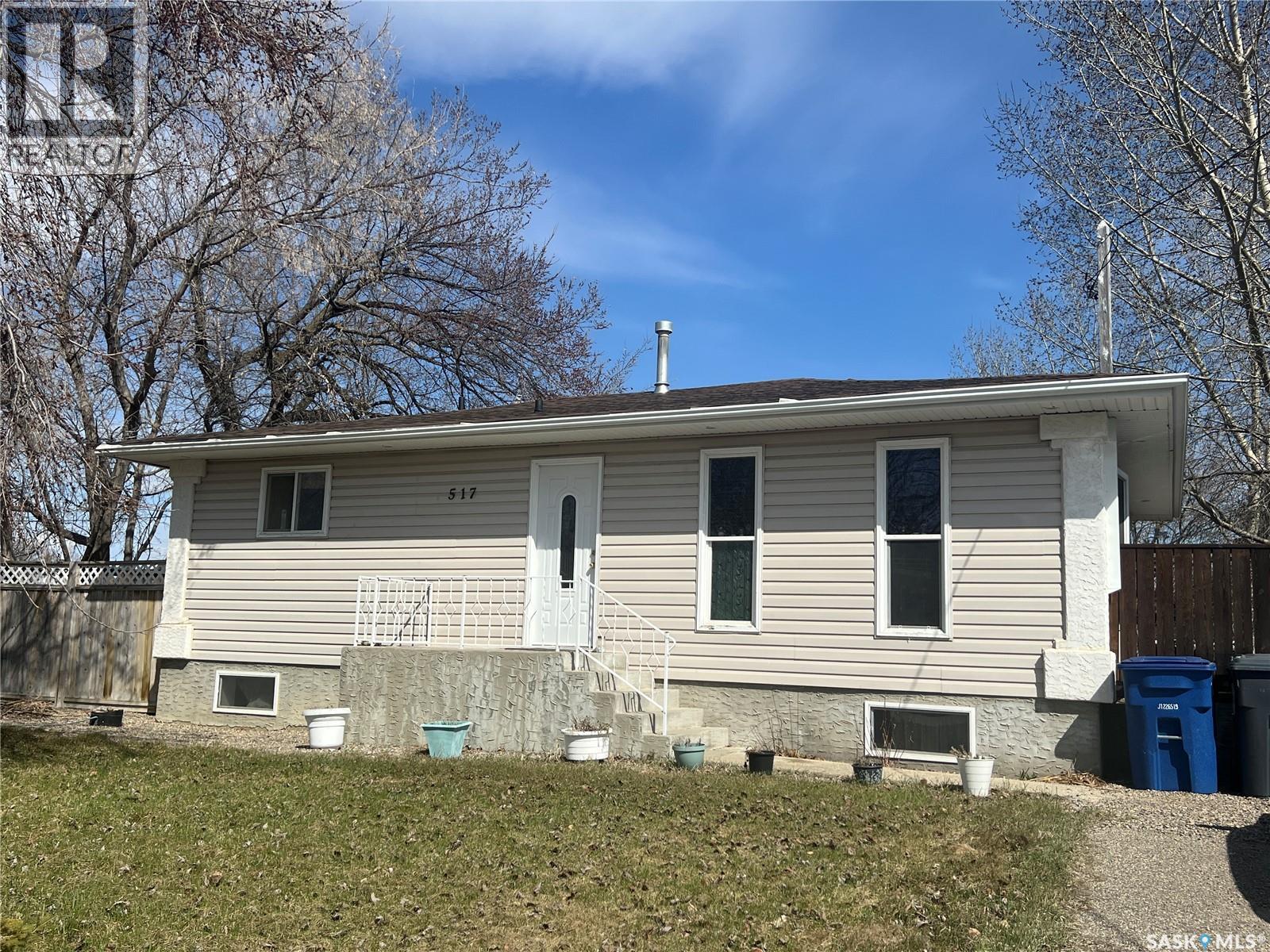 517 Lake STREET, Esterhazy, Saskatchewan