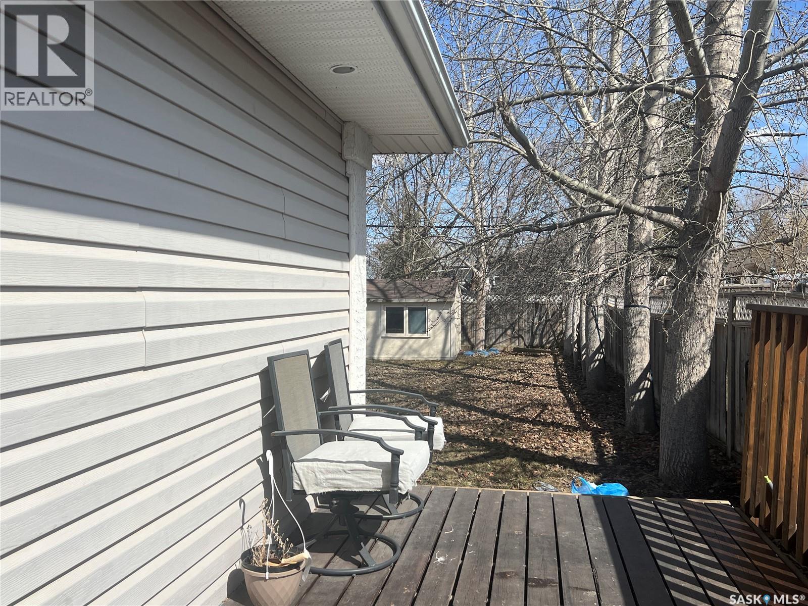 517 Lake Street, Esterhazy, Saskatchewan  S0A 0X0 - Photo 4 - SK035511