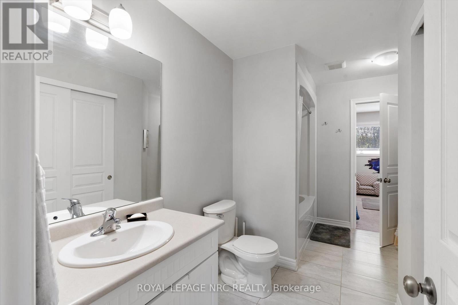 20 - 7768 Ascot Circle, Niagara Falls, Ontario L2H 3P9 - Photo 19 - X13107952