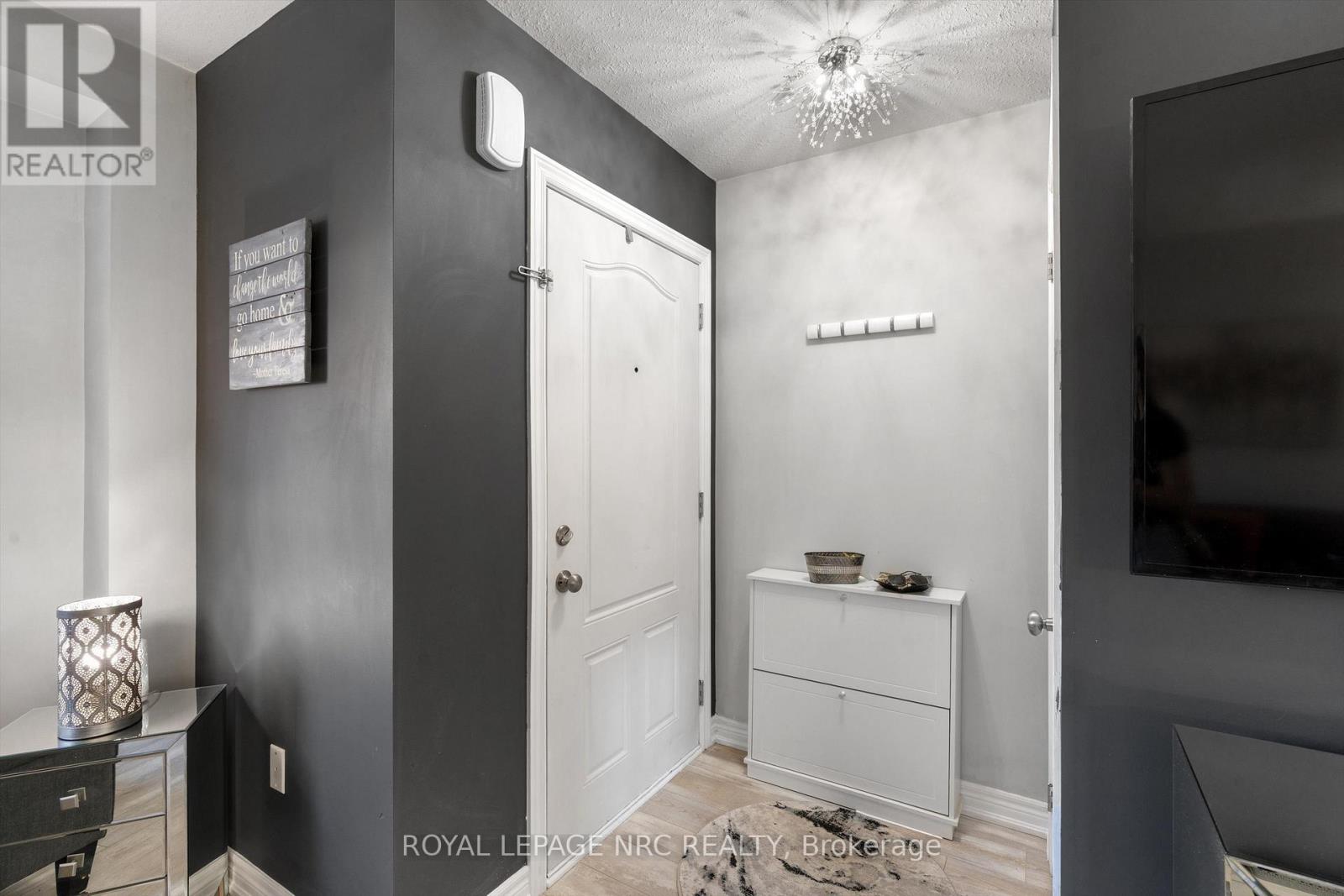 20 - 7768 Ascot Circle, Niagara Falls, Ontario L2H 3P9 - Photo 3 - X13107952