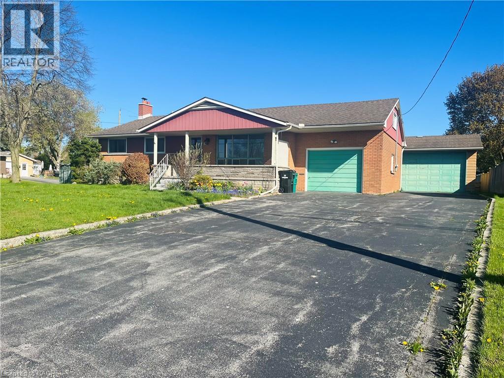 157 SCHWEITZER Street, Kitchener, Ontario
