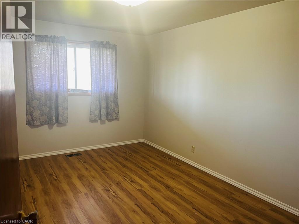 157 Schweitzer Street, Kitchener, Ontario  N2K 1C3 - Photo 17 - 40828048