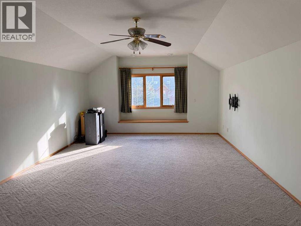 2 Terrace Place, Canmore, Alberta  T1W 2Y3 - Photo 4 - A2309821