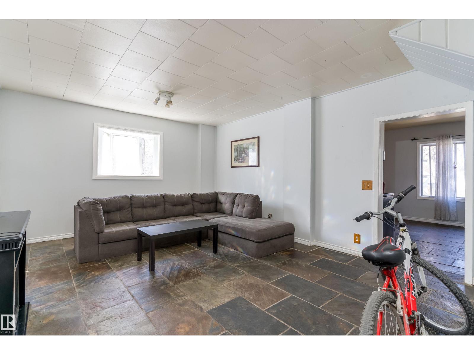 12770 117 St Nw, Edmonton, Alberta  T5E 5J5 - Photo 5 - E4486884