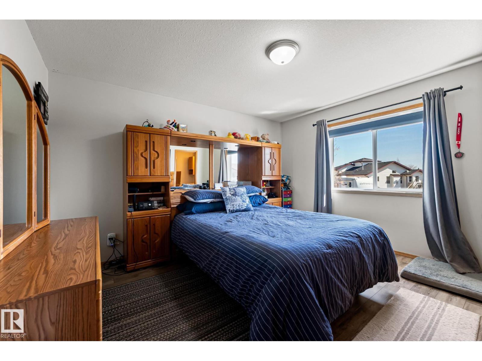 4105 75 St, Camrose, Alberta  T4V 3W4 - Photo 11 - E4486885