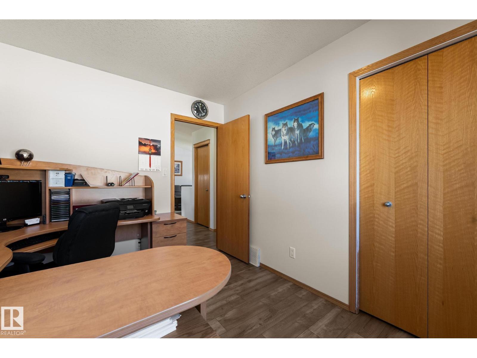 4105 75 St, Camrose, Alberta  T4V 3W4 - Photo 9 - E4486885