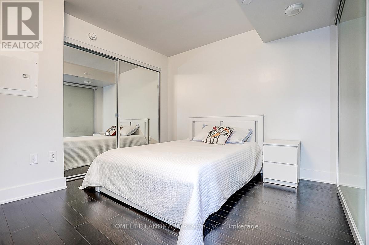 1116 - 955 Bay Street, Toronto, Ontario  M5S 0C6 - Photo 12 - C13107956