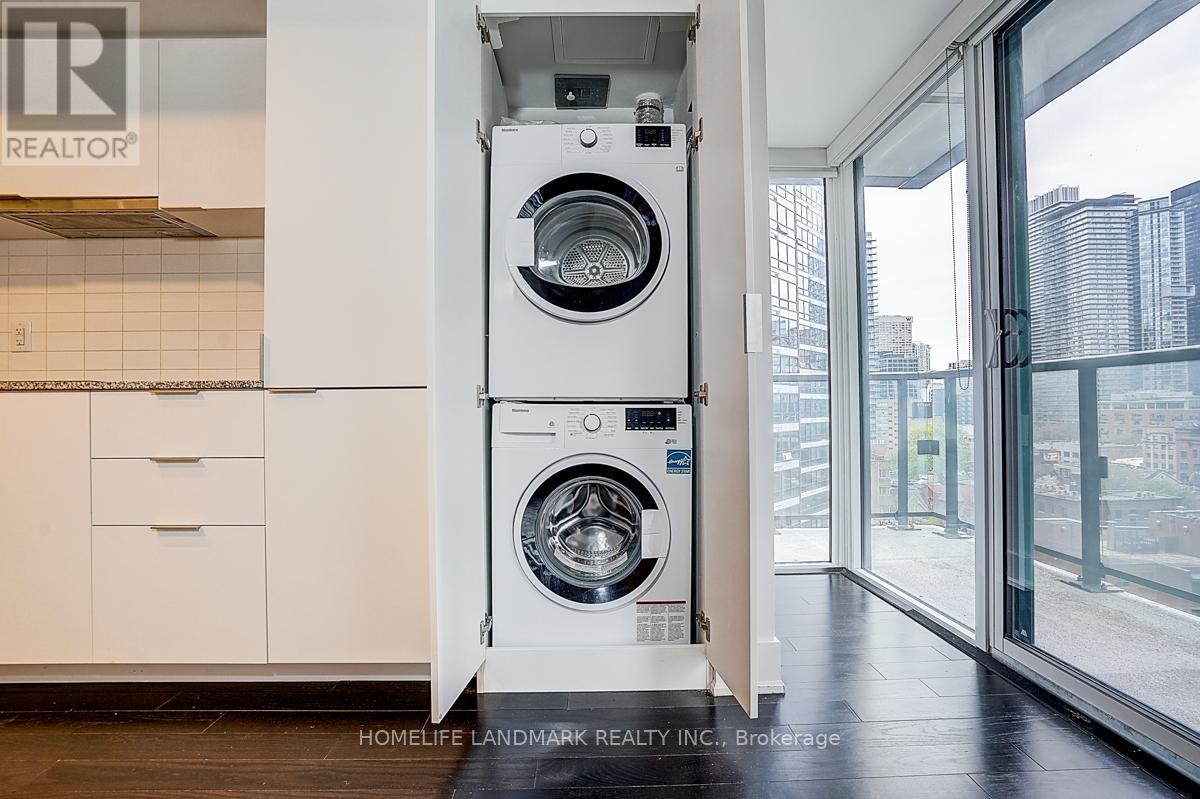 1116 - 955 Bay Street, Toronto, Ontario  M5S 0C6 - Photo 14 - C13107956