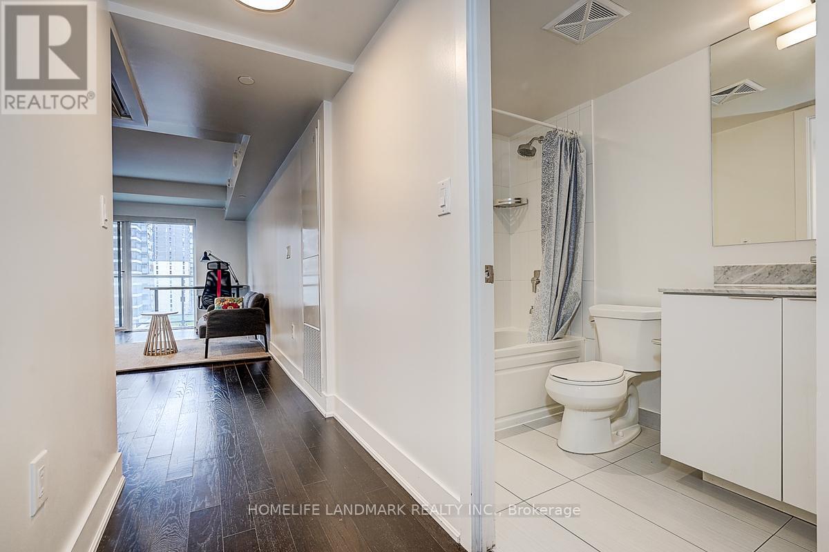 1116 - 955 Bay Street, Toronto, Ontario  M5S 0C6 - Photo 15 - C13107956
