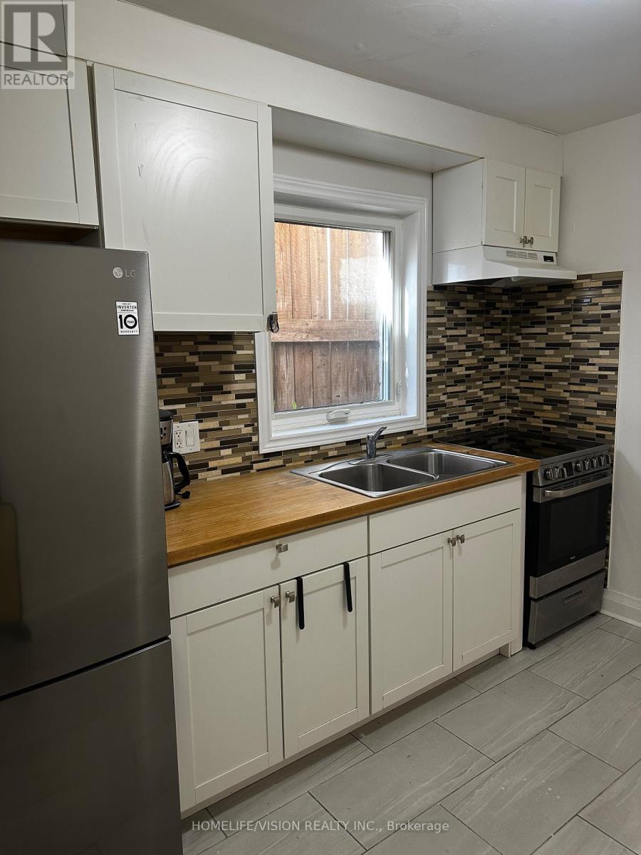 1 - 238 Glebemount Avenue, Toronto, Ontario  M4C 3V2 - Photo 3 - E13107942