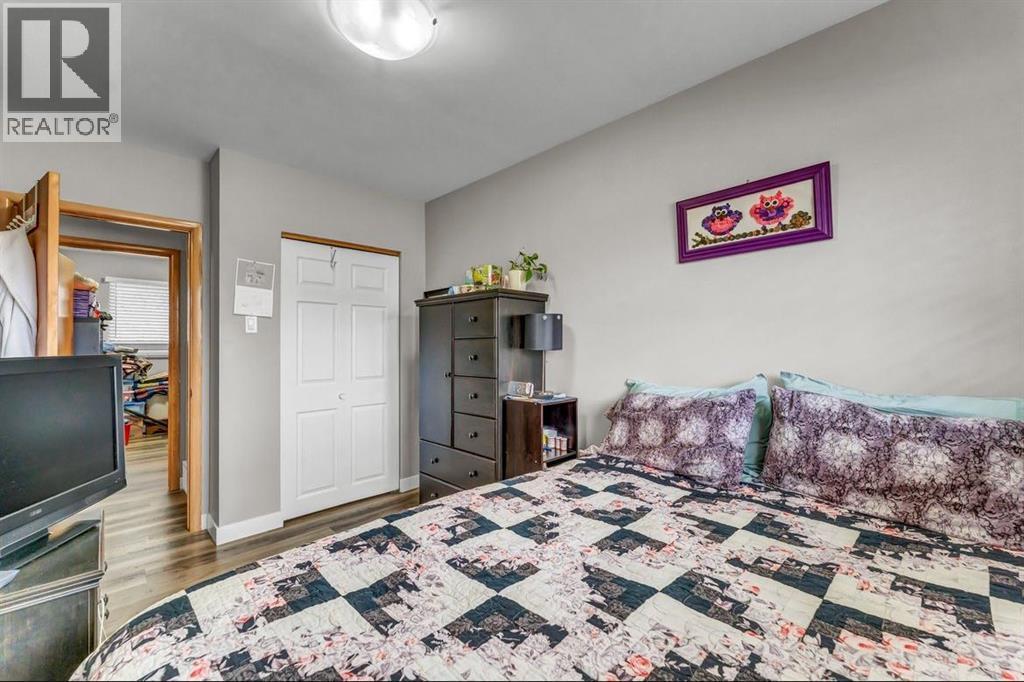 1804 & #1 1804 24 Street Se, Medicine Hat, Alberta  T1A 2J1 - Photo 18 - A2309392