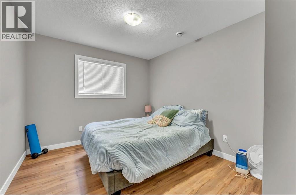 1804 & #1 1804 24 Street Se, Medicine Hat, Alberta  T1A 2J1 - Photo 37 - A2309392