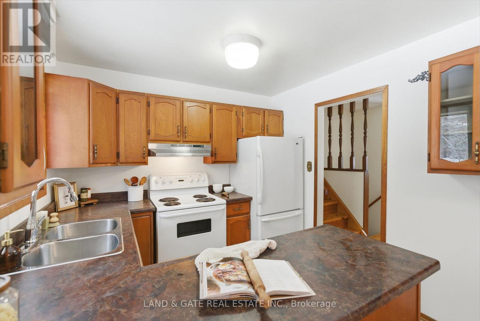 40 Melody Bay Road, Trent Lakes, Ontario  K0L 1J0 - Photo 21 - X12785784