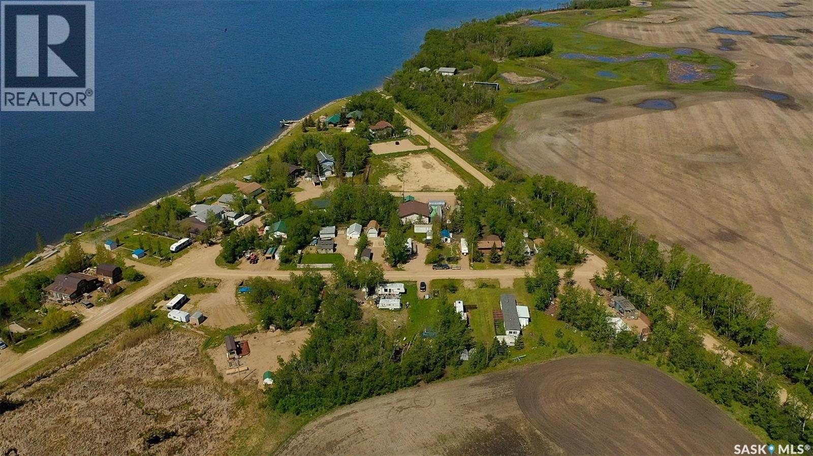 210 Travis Avenue, Fishing Lake, Saskatchewan  S0A 1Y0 - Photo 21 - SK035483