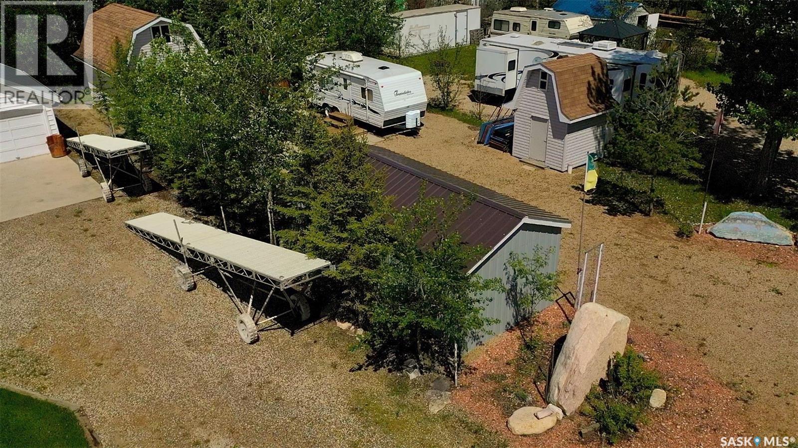 210 Travis Avenue, Fishing Lake, Saskatchewan  S0A 1Y0 - Photo 2 - SK035483