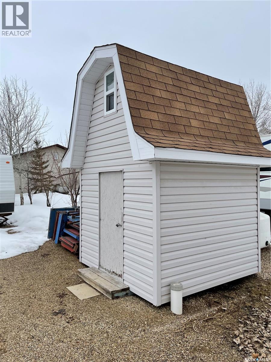 210 Travis Avenue, Fishing Lake, Saskatchewan  S0A 1Y0 - Photo 10 - SK035483