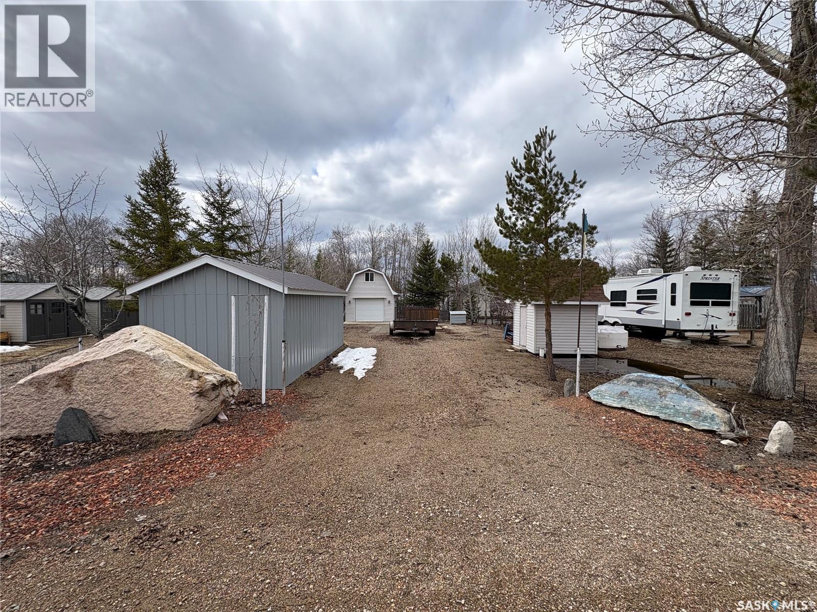 210 Travis Avenue, Fishing Lake, Saskatchewan  S0A 1Y0 - Photo 30 - SK035483
