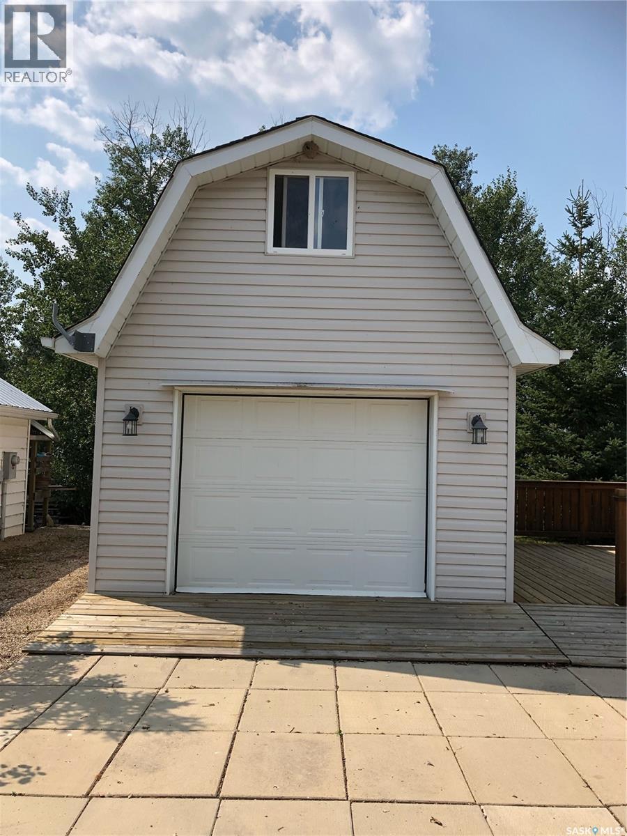 210 Travis Avenue, Fishing Lake, Saskatchewan  S0A 1Y0 - Photo 6 - SK035483