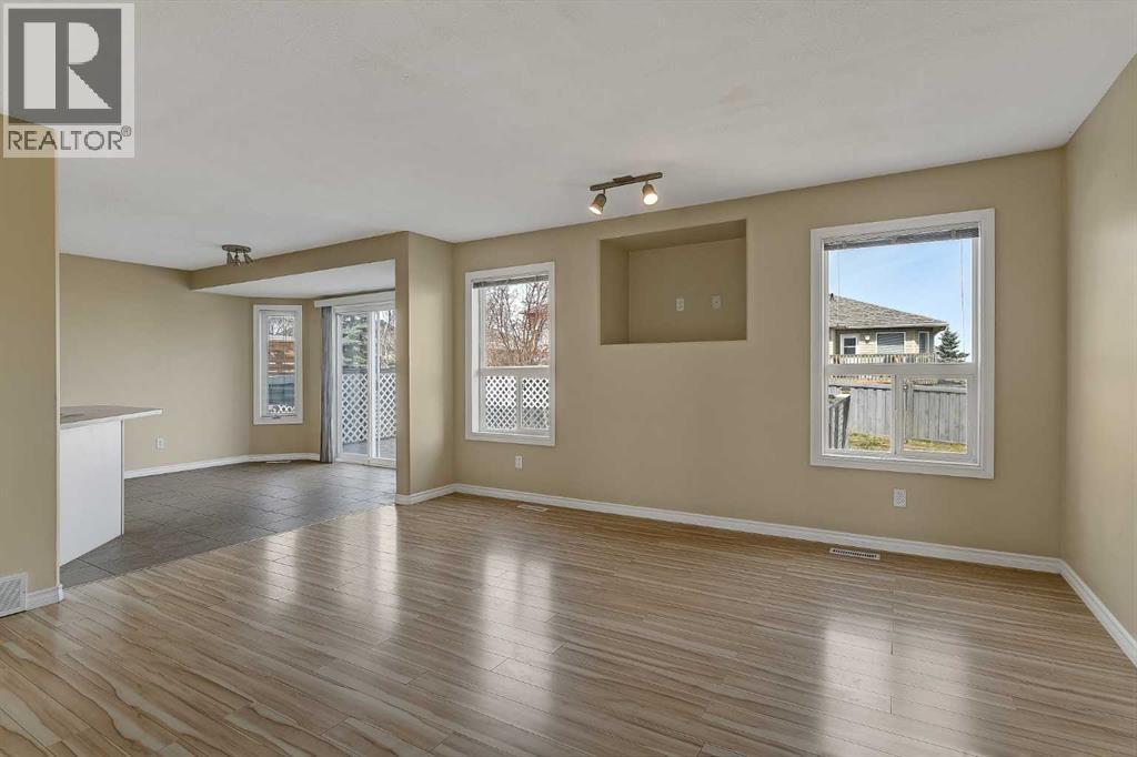 11502 81 Avenue, Grande Prairie, Alberta  T8W 2R2 - Photo 3 - A2307698