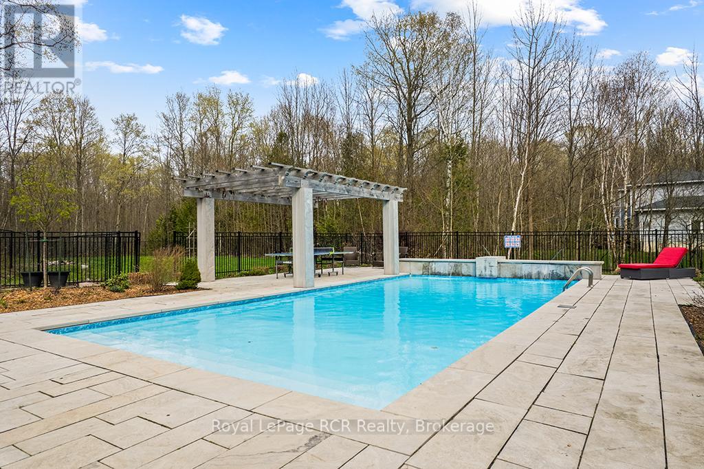758335 Girl Guide Road, Georgian Bluffs, Ontario  N4K 5N7 - Photo 40 - X13107972