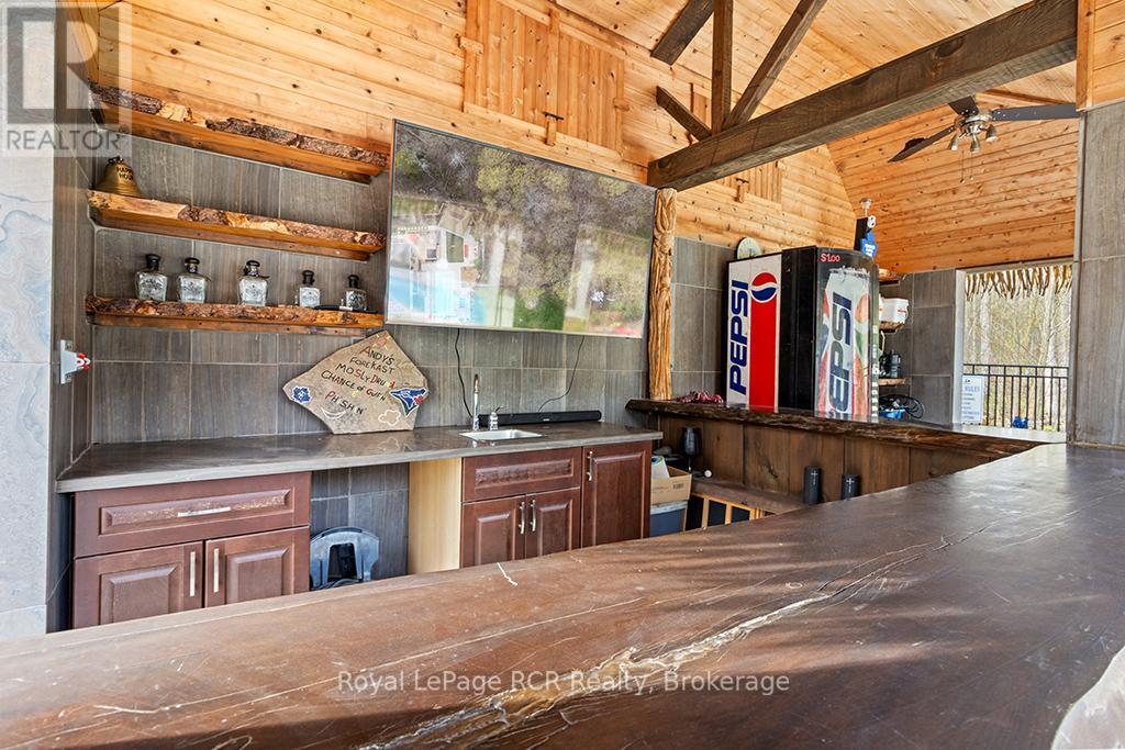 758335 Girl Guide Road, Georgian Bluffs, Ontario  N4K 5N7 - Photo 43 - X13107972