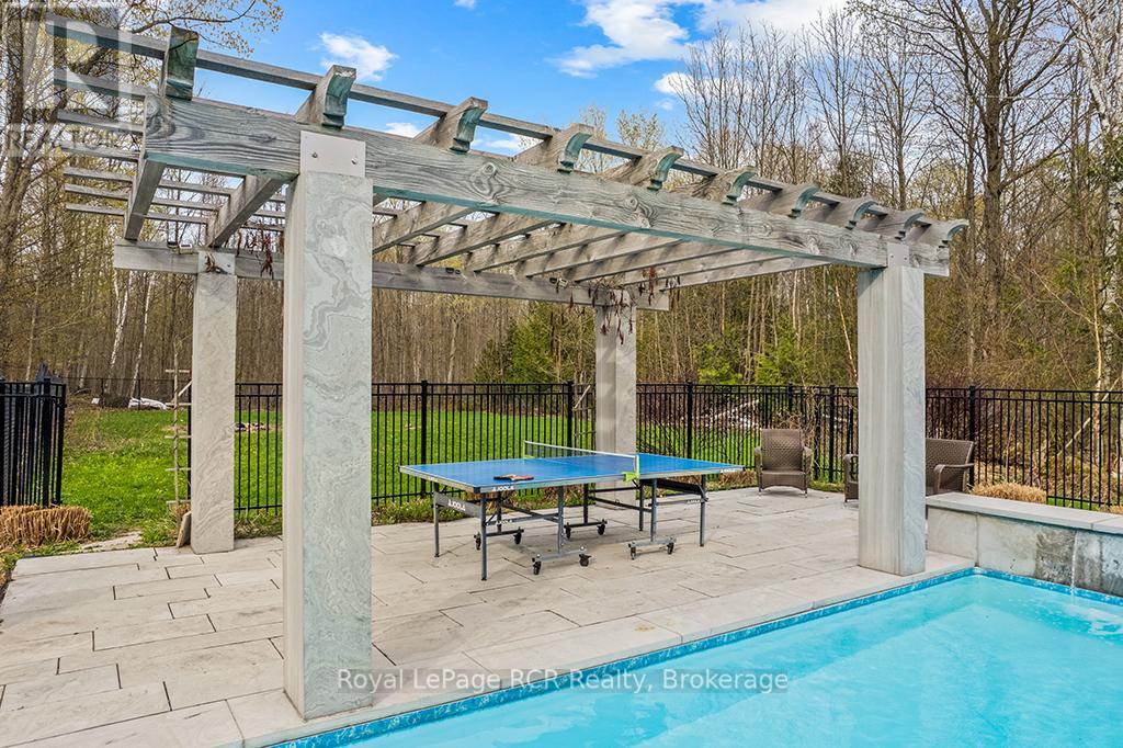758335 Girl Guide Road, Georgian Bluffs, Ontario  N4K 5N7 - Photo 45 - X13107972