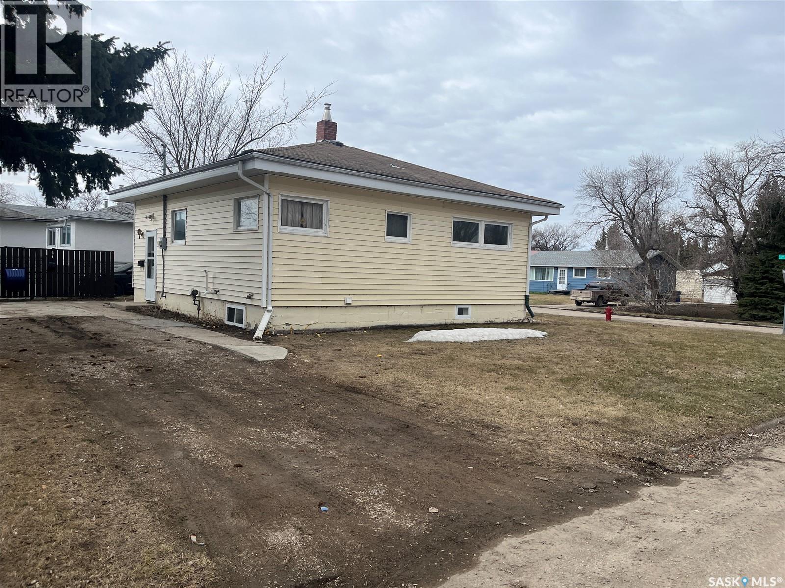 238 1st Street Nw, Wadena, Saskatchewan  S0A 4J0 - Photo 4 - SK035506