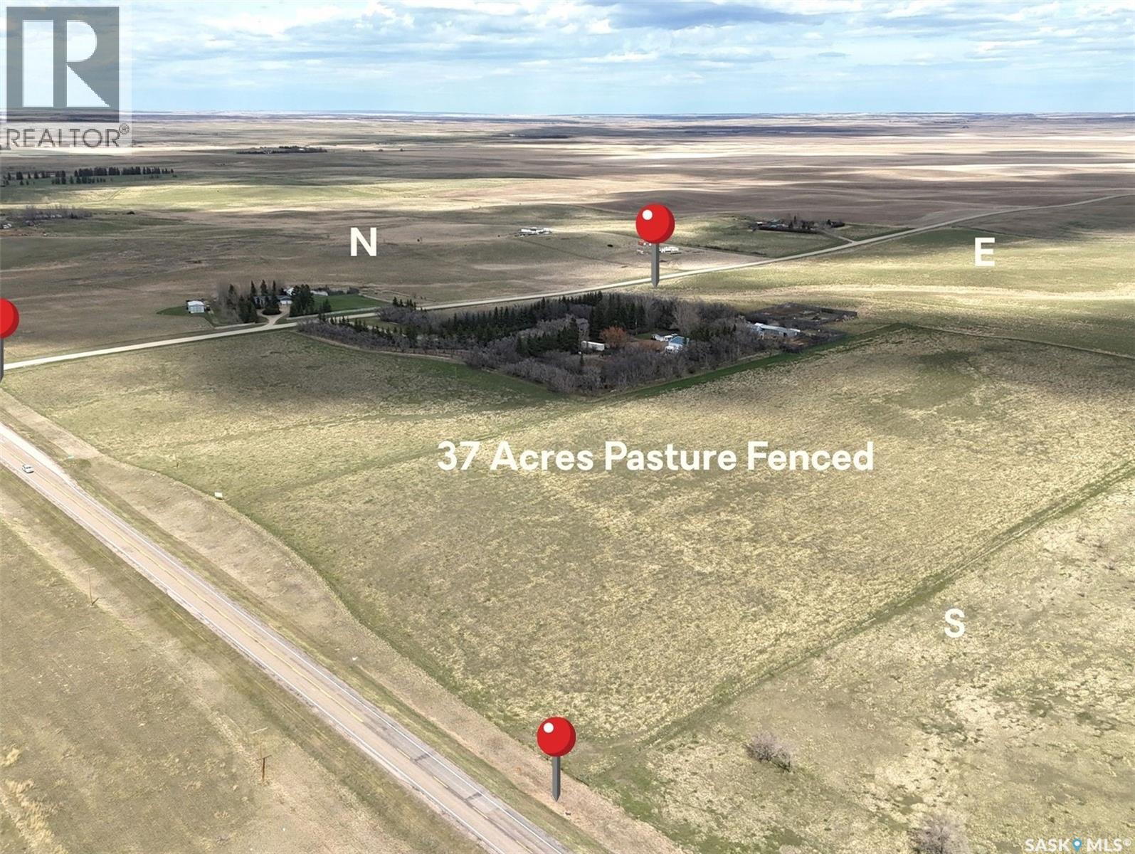North # 4 Skyline Road Acreage, Swift Current Rm No. 137, Saskatchewan  S9H 3W3 - Photo 2 - SK035447