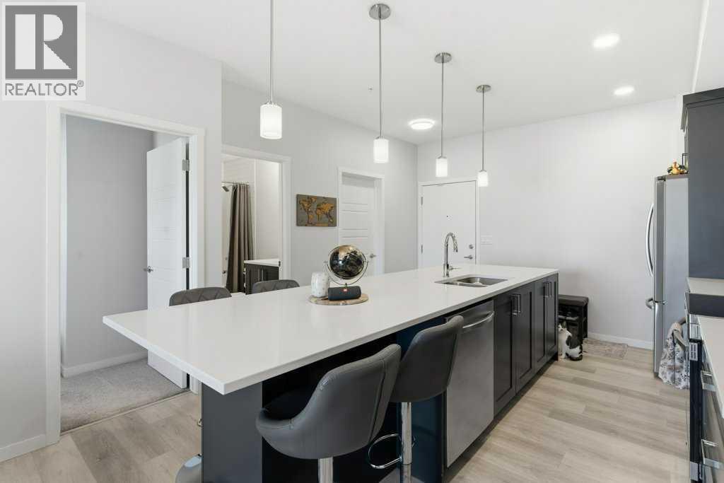 305, 200 Harvest Hills Place NE, Calgary, Alberta  T2M 0C8 - Photo 12 - A2283997