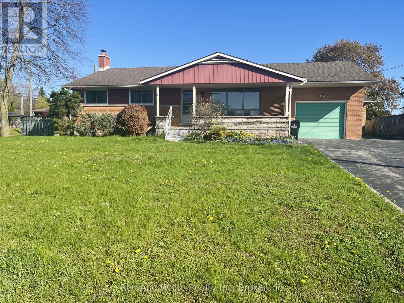 157 Schweitzer Street, Waterloo, Ontario  N2K 1C3 - Photo 4 - X13107974