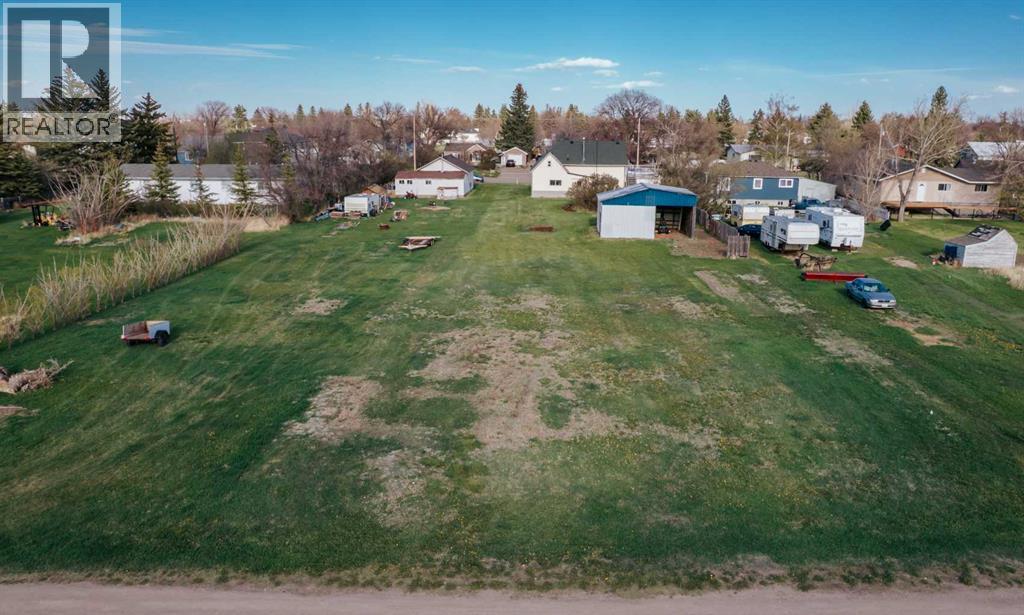 358 N 100 W, Raymond, Alberta  T0K 2S0 - Photo 26 - A2306285