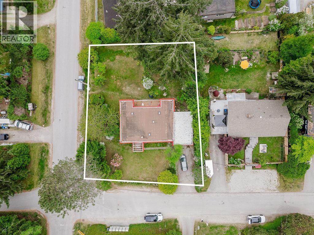 5197 Radcliffe Road, Sechelt, British Columbia  V7Z 0C1 - Photo 13 - R3121704