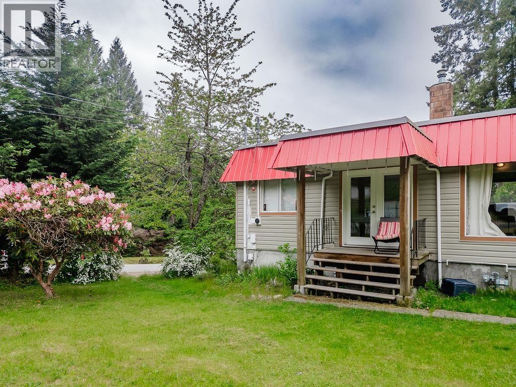 5197 Radcliffe Road, Sechelt, British Columbia  V7Z 0C1 - Photo 4 - R3121704