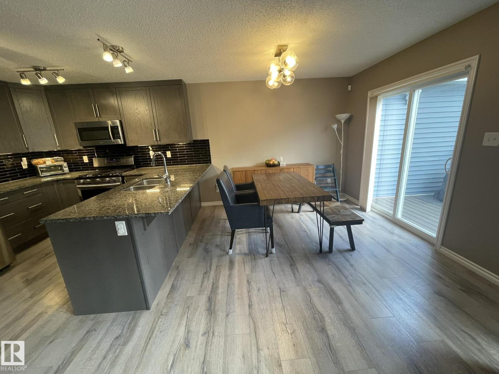 871 Ebbers Cr Nw, Edmonton, Alberta  T5Y 3V1 - Photo 8 - E4486757