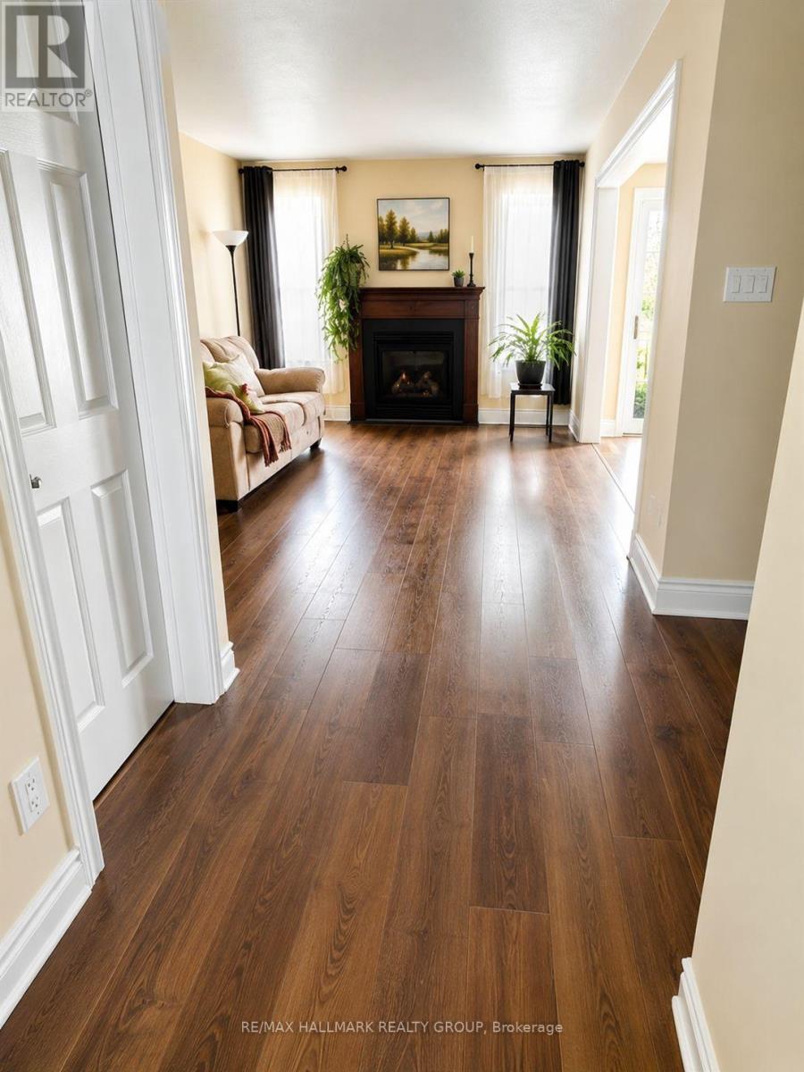 202 Conifer Creek Circle, Ottawa, Ontario  K2M 0M2 - Photo 3 - X13107984